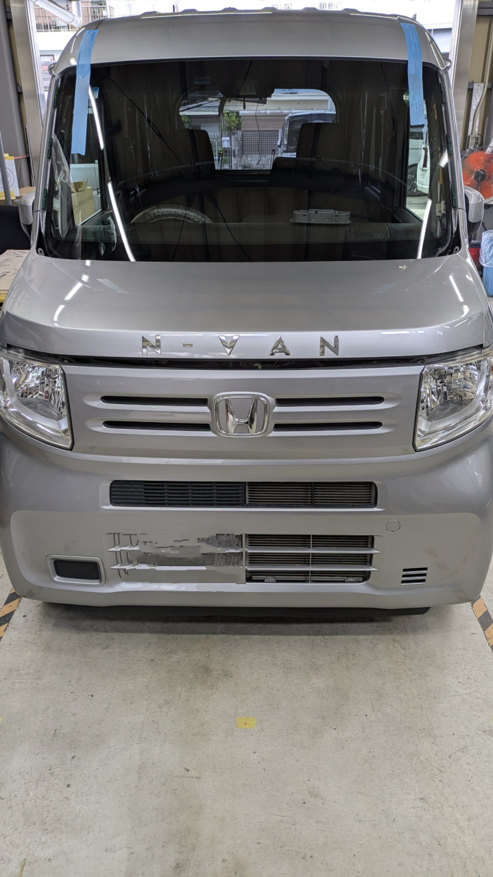 N　VANフロントガラス脱着